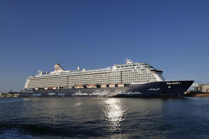 Kreuzfahrten mit Mein Schiff 2