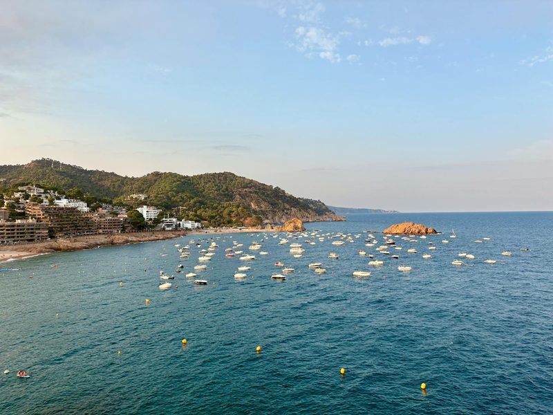 Beste Reisezeit Costa Brava: 14 Tage im 4-Sterne-Hotel genießen