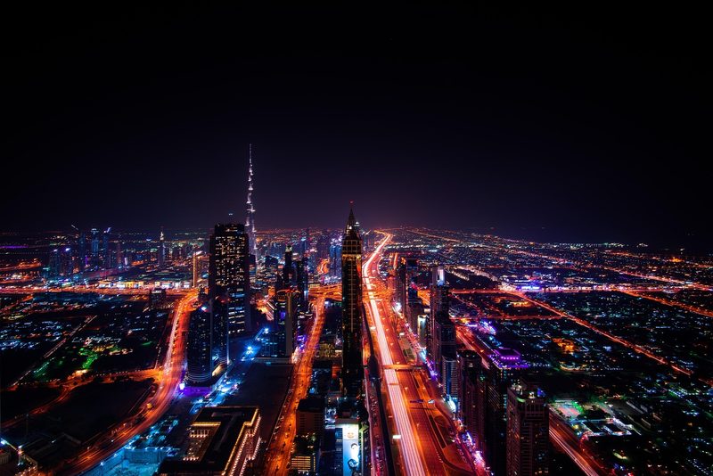 Flüge nach Arabische Emirate: Günstig vergleichen & buchen