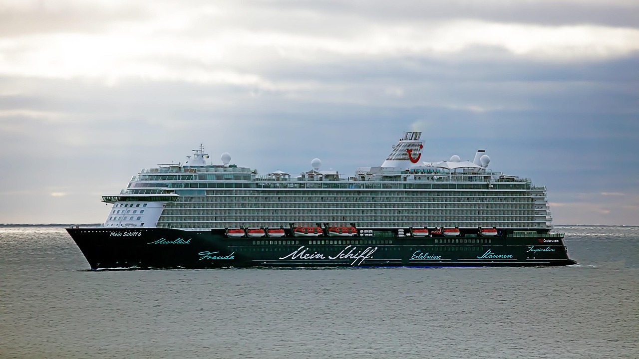Kreuzfahrten mit Mein Schiff Flow