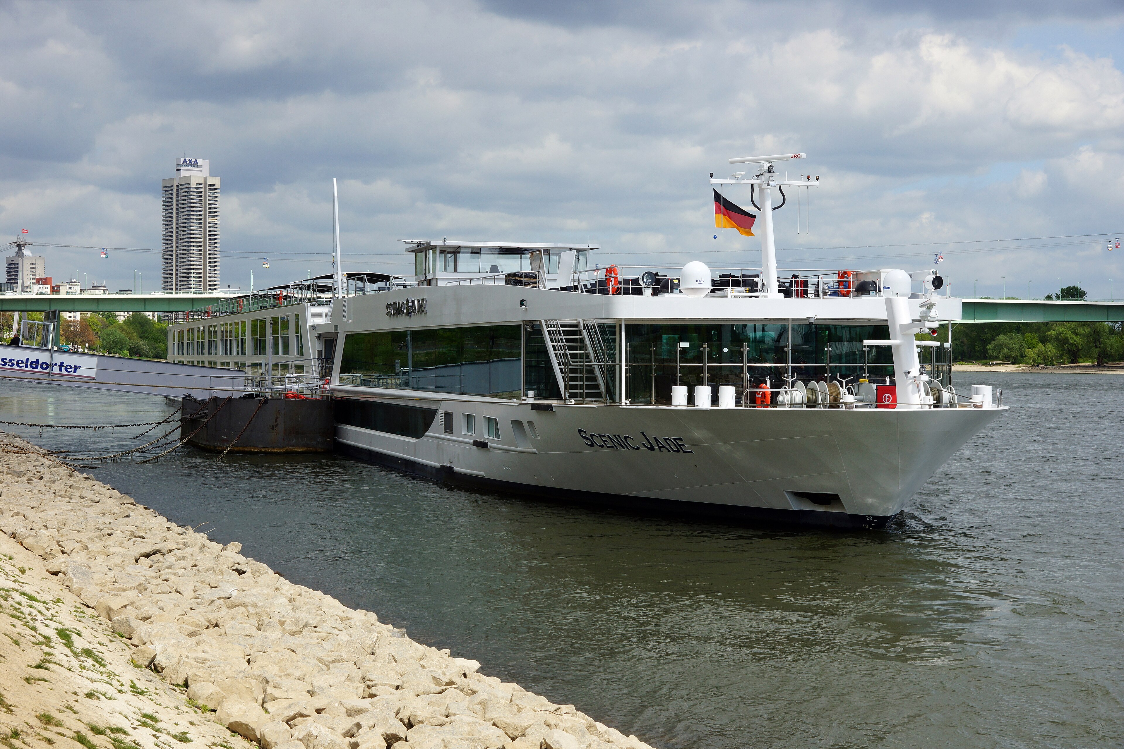 Ein Flusskreuzfahrtschiff mit dem Namen 