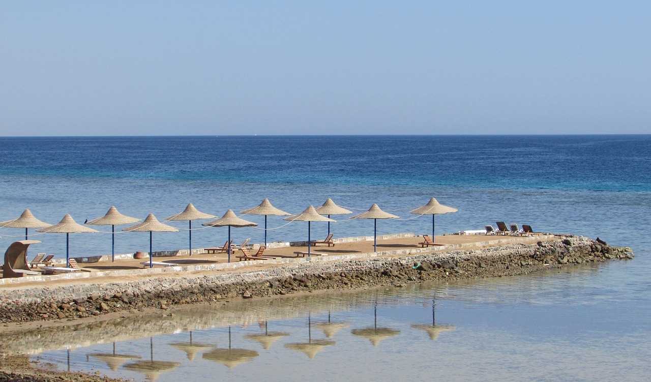2 Wochen Ägypten Hurghada & Safaga: Luxusurlaub am Roten Meer