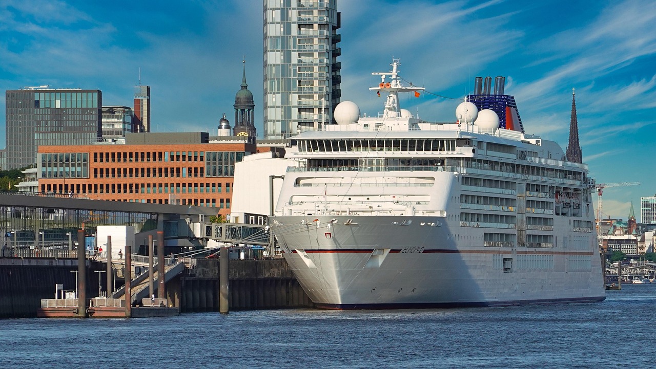 MS EUROPA 2 Kreuzfahrten – Routen, Kabinen & Reisedauer im Vergleich