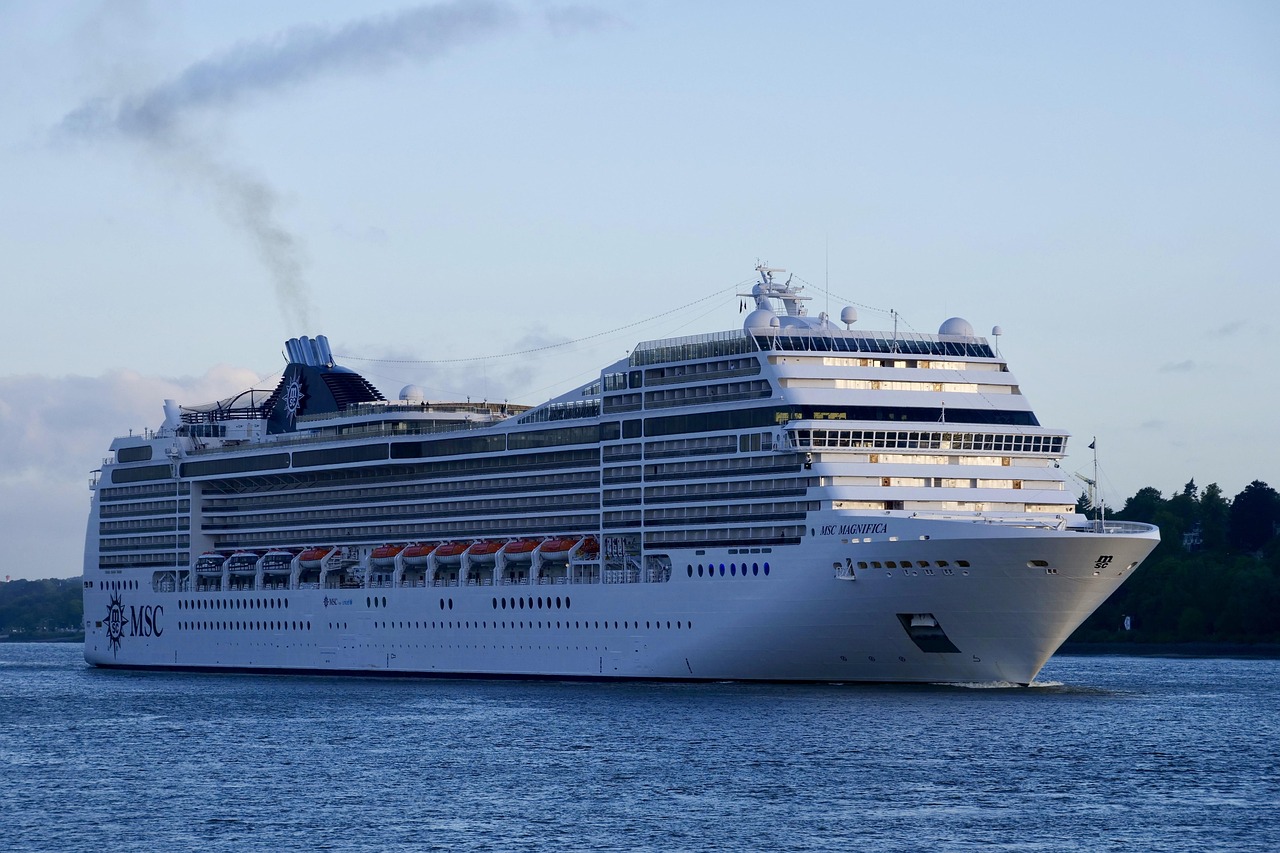 MSC Magnifica Kreuzfahrten – Kabinen & Routen im Vergleich